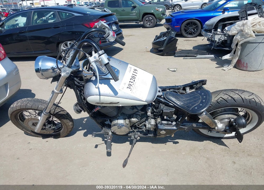 2006 HONDA VT750 CA VIN: JH2RC50556M200520