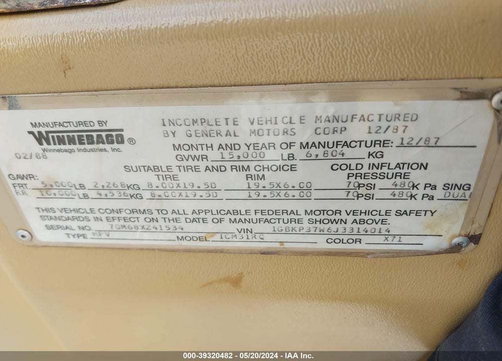 1988 CHEVROLET P30 VIN: 1GBKP37W6J3314014