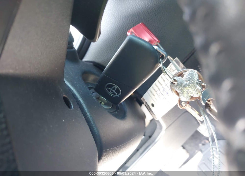 2020 TOYOTA COROLLA SE VIN: JTDS4RCE2LJ014974