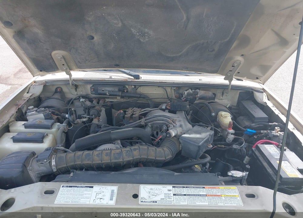 2000 FORD RANGER XL/XLT VIN: 1FTYR10V3YPC01808