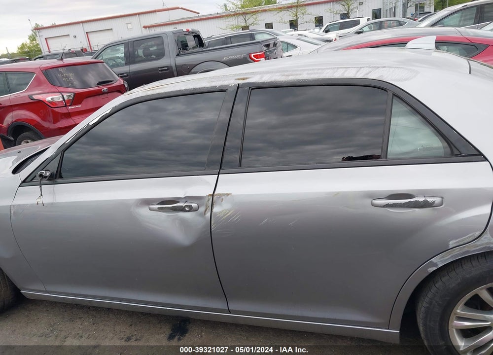 2017 CHRYSLER 300 LIMITED VIN: 2C3CCAAG2HH570437