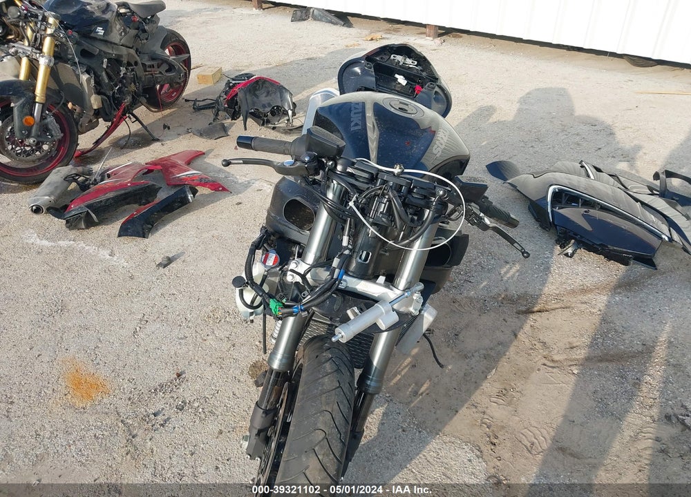 2024 SUZUKI GSX1300 RR VIN: JS1EJ11B9R7100931