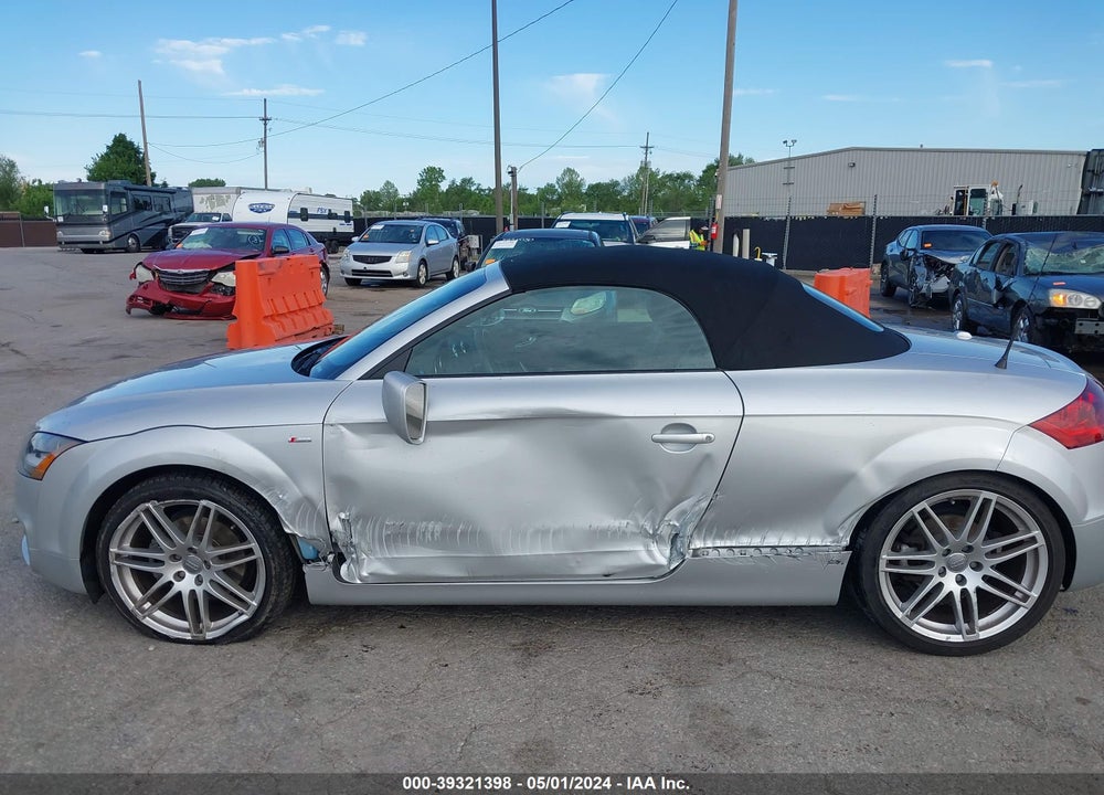 2009 AUDI TT 2.0T VIN: TRUYF38J891002592