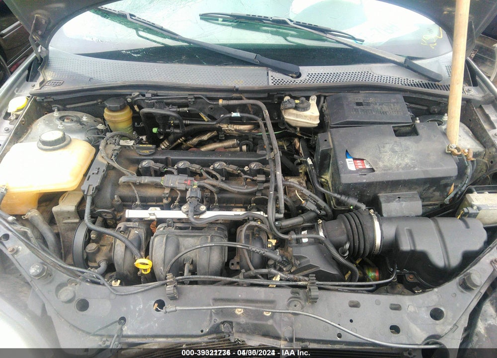 2005 FORD FOCUS ZX5 VIN: 3FAFP37N75R133800