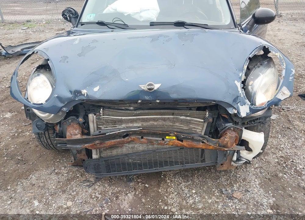 2010 MINI COOPER VIN: WMWMF3C5XATZ26945