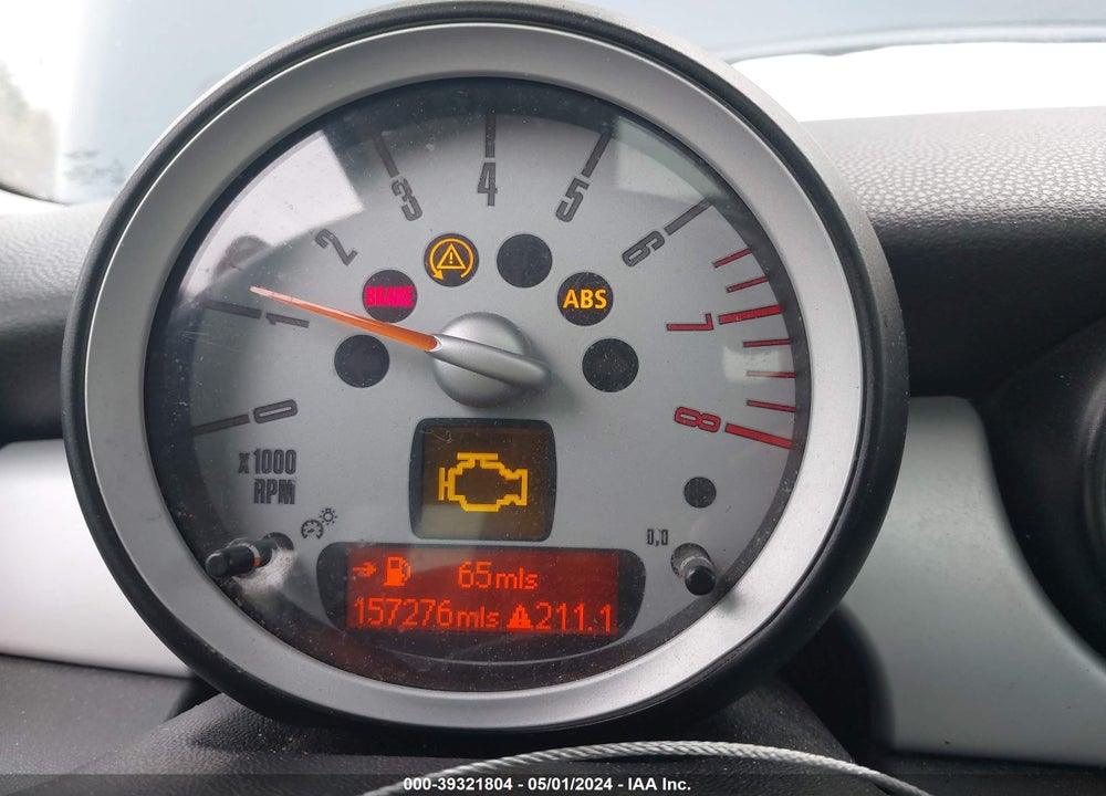 2010 MINI COOPER VIN: WMWMF3C5XATZ26945