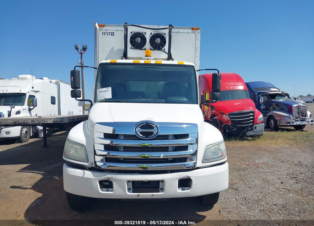 2014 HINO 338 VIN: 5PVNV8JT5E4S53300