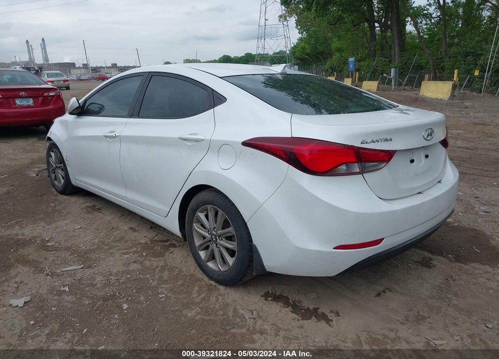2016 HYUNDAI ELANTRA SE VIN: 5NPDH4AE8GH656567