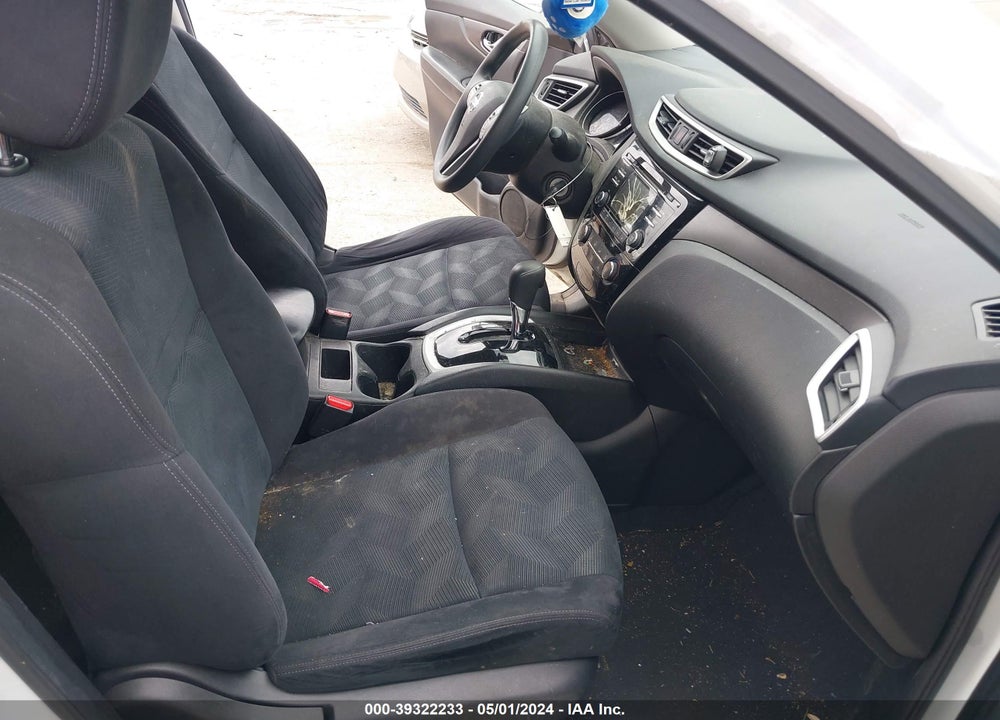 2016 NISSAN ROGUE S VIN: JN8AT2MT0GW000135
