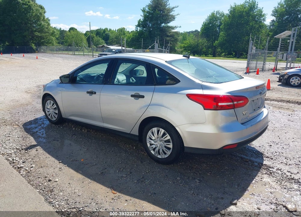 2018 FORD FOCUS S VIN: 1FADP3E2XJL242793