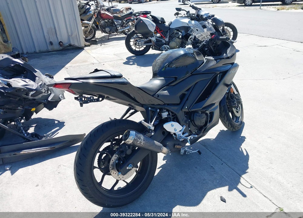 2023 YAMAHA YZFR3 A VIN: MH3RH18Y3PK009744