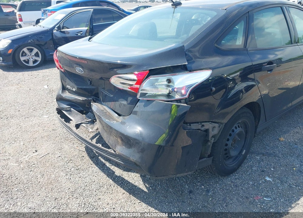 2017 FORD FOCUS S VIN: 1FADP3E26HL229856