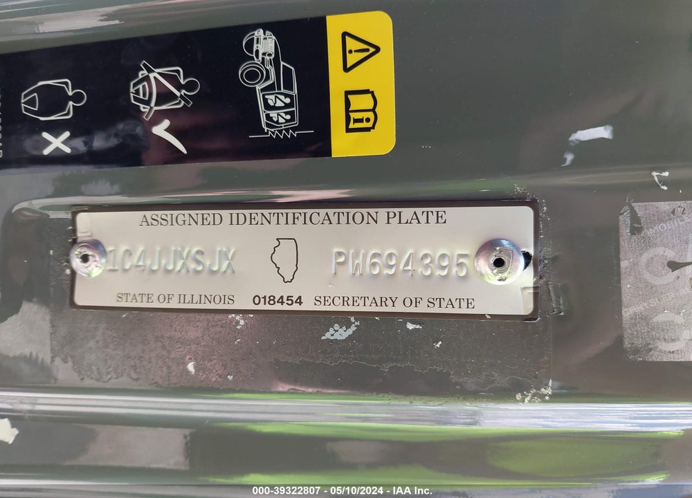 2023 JEEP WRANGLER / VIN: 1C4JJXSJXPW694395