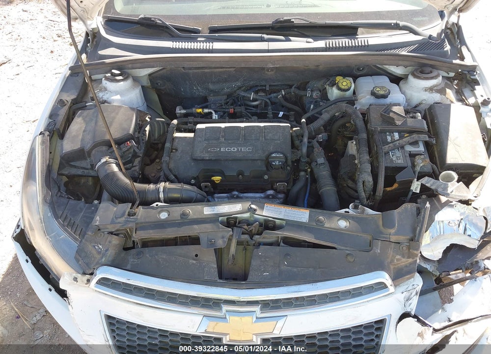 2014 CHEVROLET CRUZE 1LT AUTO VIN: 1G1PC5SB8E7470639