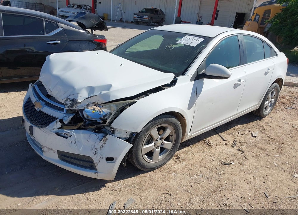 2014 CHEVROLET CRUZE 1LT AUTO VIN: 1G1PC5SB8E7470639