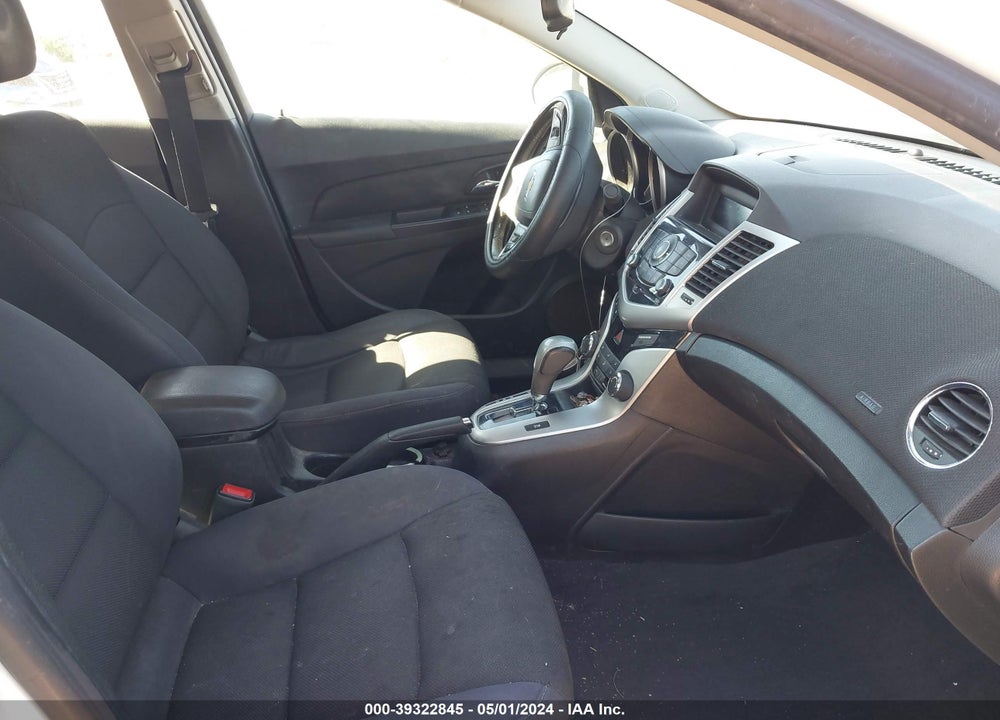 2014 CHEVROLET CRUZE 1LT AUTO VIN: 1G1PC5SB8E7470639