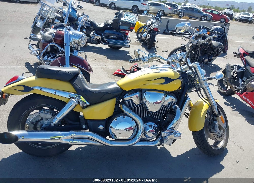 2006 HONDA VTX1800 C3 VIN: 1HFSC46636A401876