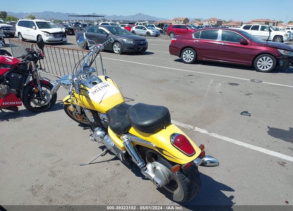 2006 HONDA VTX1800 C3 VIN: 1HFSC46636A401876