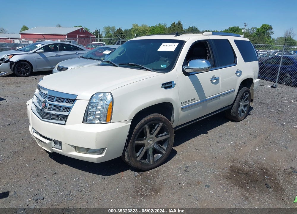 2008 CADILLAC ESCALADE STANDARD VIN: 1GYFK63858R121083