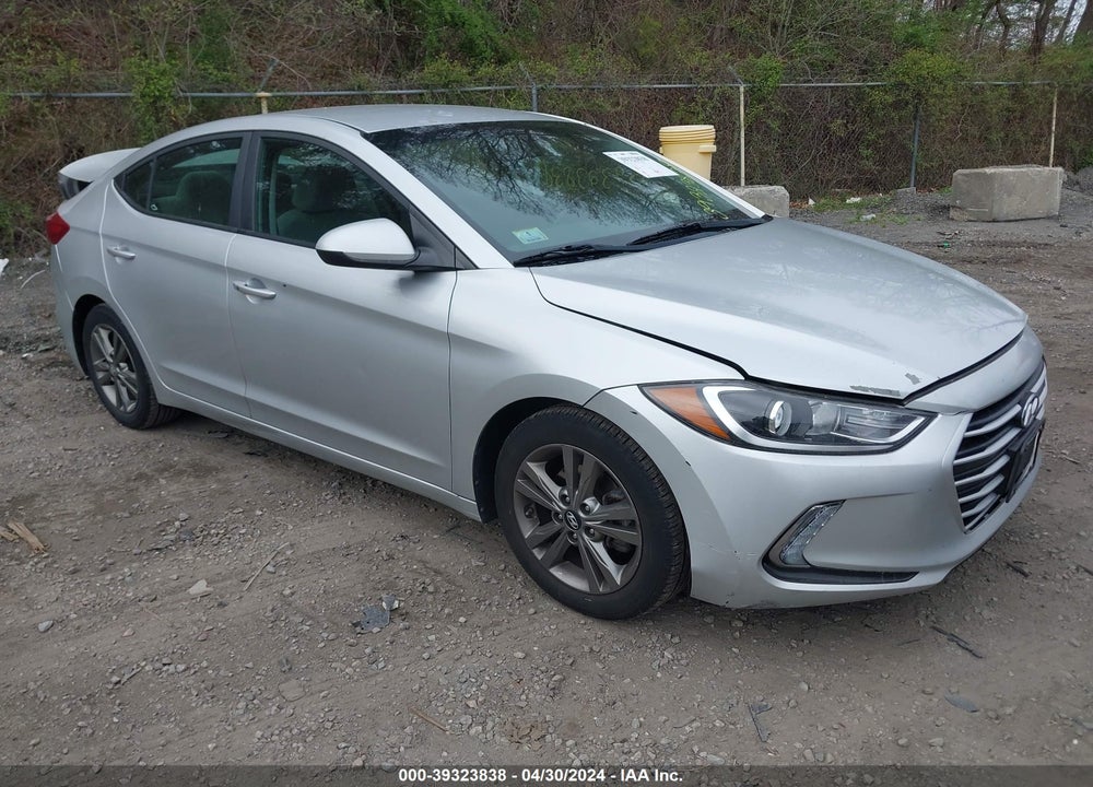 2017 HYUNDAI ELANTRA SE VIN: 5NPD84LF1HH025800