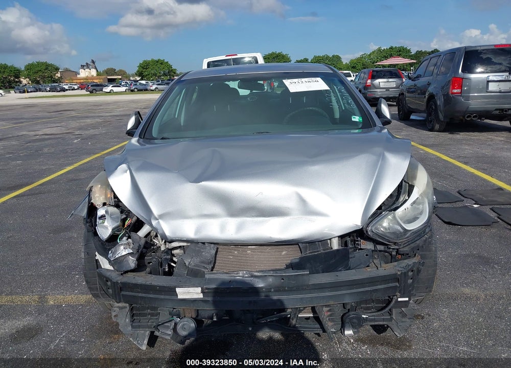 2015 HYUNDAI ELANTRA VIN: 5NPDH4AE2FH620128