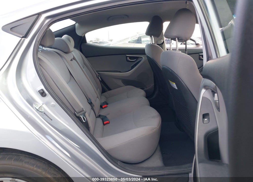 2015 HYUNDAI ELANTRA VIN: 5NPDH4AE2FH620128