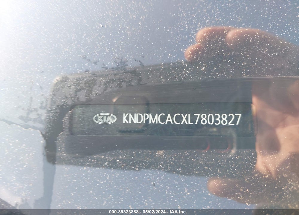 2020 KIA SPORTAGE LX VIN: KNDPMCACXL7803827