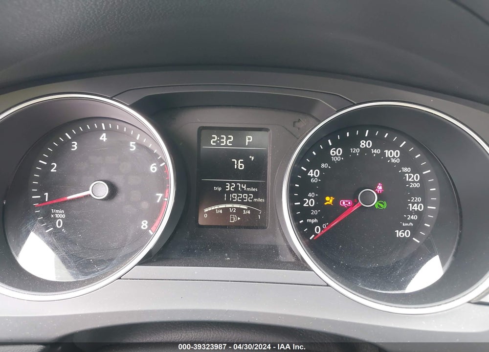 2015 VOLKSWAGEN JETTA 1.8T SE VIN: 3VWD07AJ3FM310745