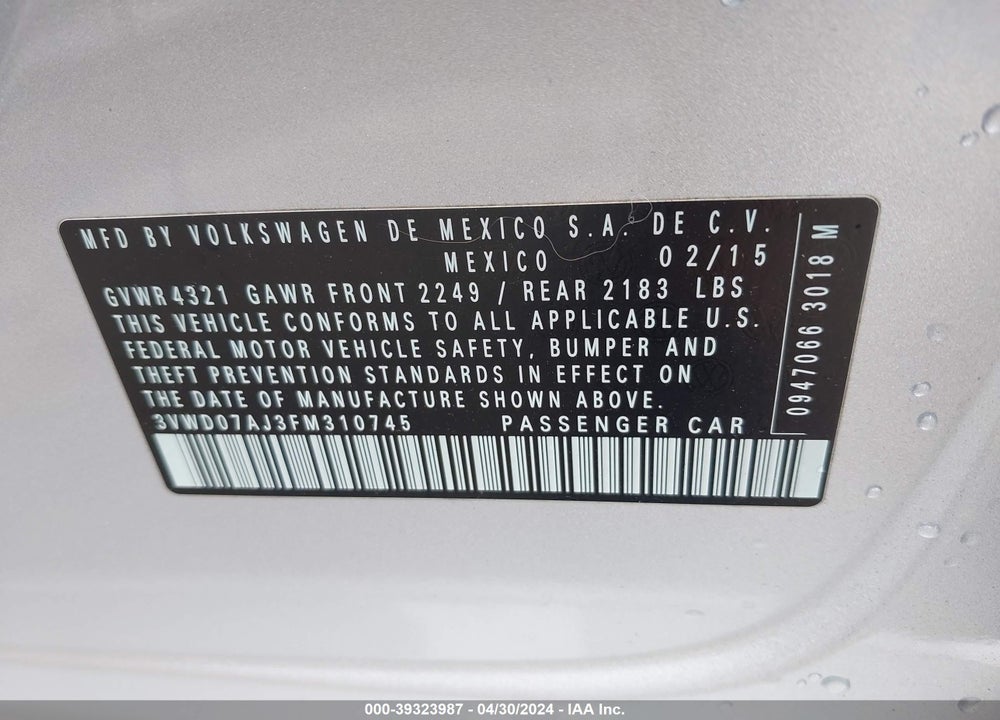 2015 VOLKSWAGEN JETTA 1.8T SE VIN: 3VWD07AJ3FM310745