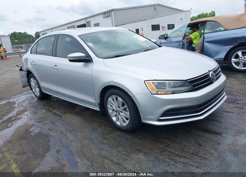 2015 VOLKSWAGEN JETTA 1.8T SE VIN: 3VWD07AJ3FM310745