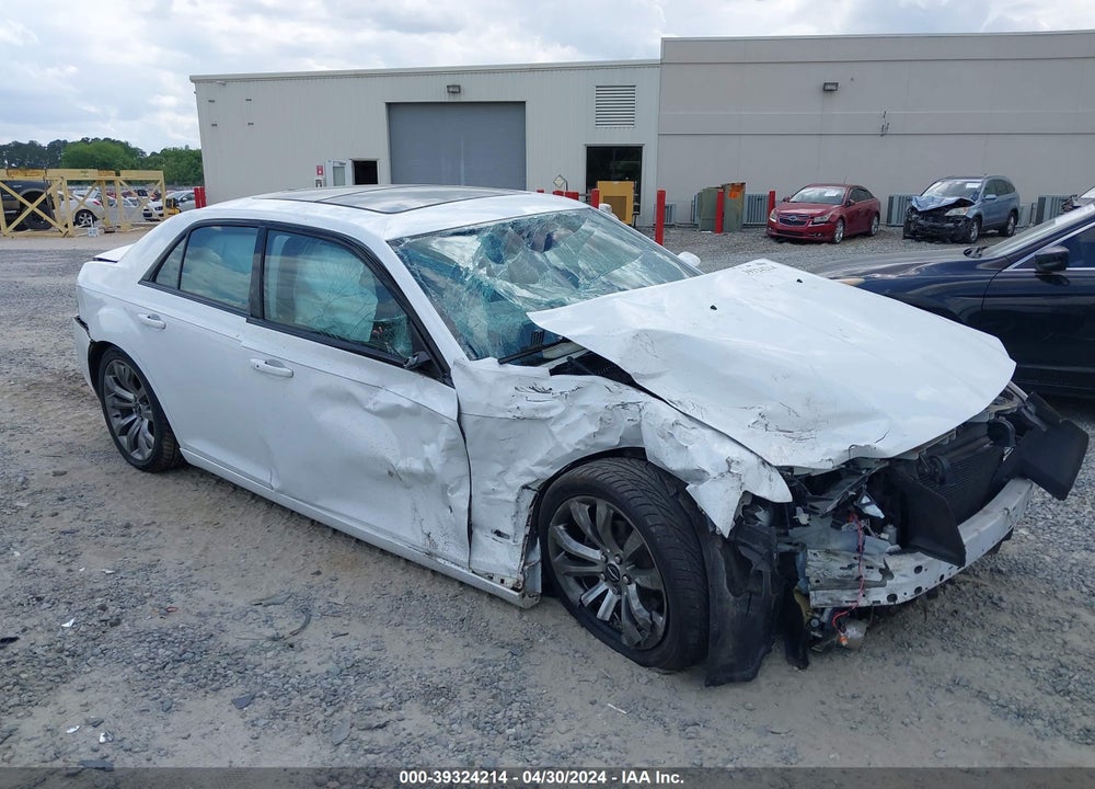 2014 CHRYSLER 300 300S VIN: 2C3CCABG1EH352354