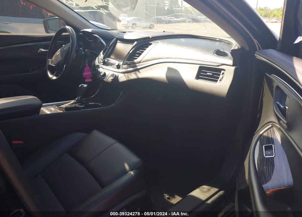 2018 CHEVROLET IMPALA 1LT VIN: 1G1105S33JU121276