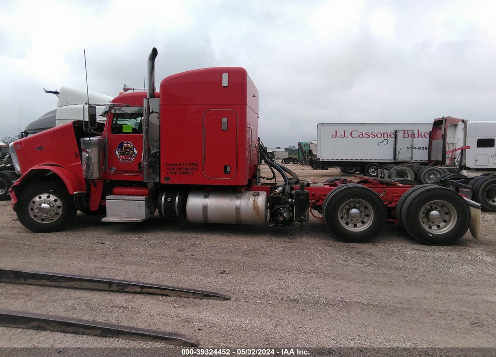 2017 PETERBILT 389 VIN: 1XPXD49X5HD431480