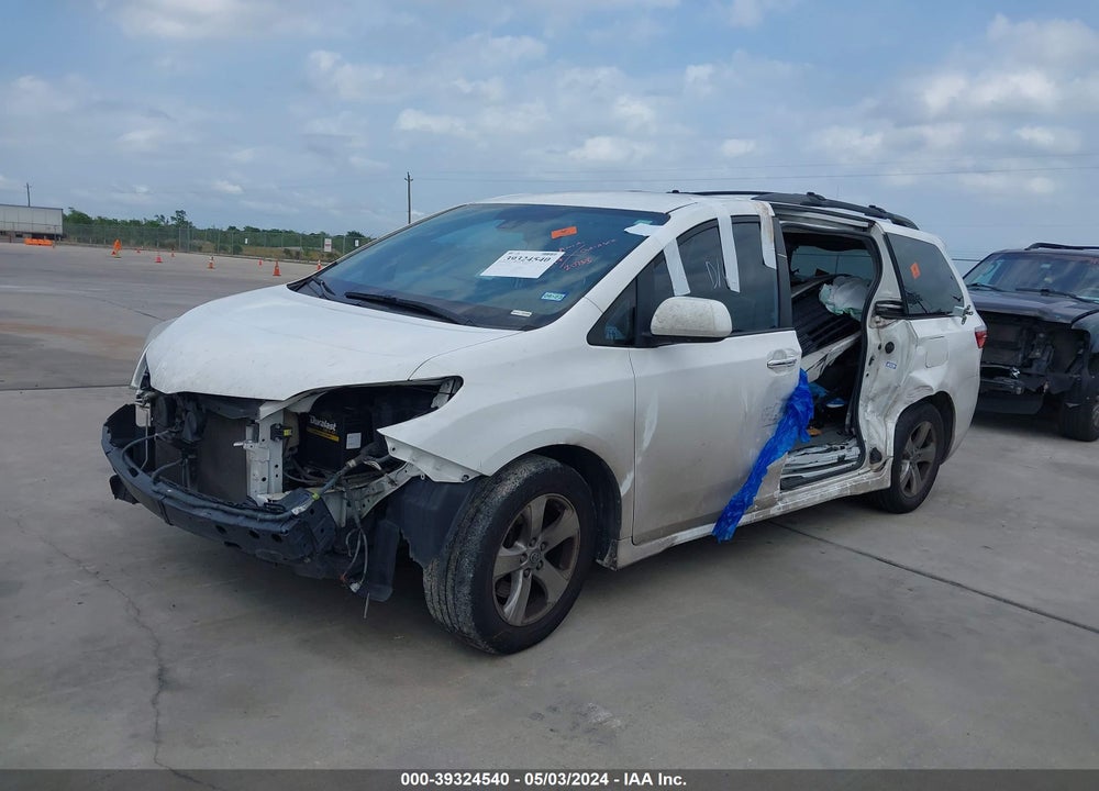 2019 TOYOTA SIENNA LE 8 PASSENGER VIN: 5TDKZ3DC2KS983879