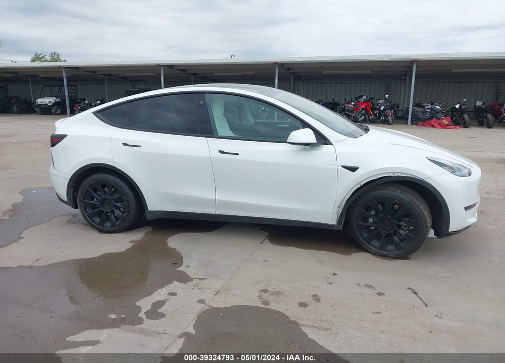 2023 TESLA MODEL Y AWD/LONG RANGE DUAL MOTOR ALL-WHEEL DRIVE VIN: 7SAYGDEE7PF607165