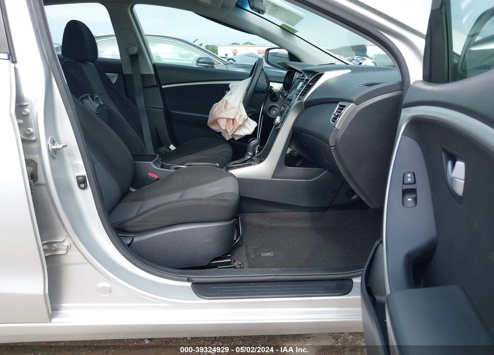 2014 HYUNDAI ELANTRA GT VIN: KMHD35LH5EU201704