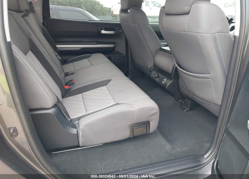 2017 TOYOTA TUNDRA SR5 4.6L V8 VIN: 5TFEM5F11HX114194