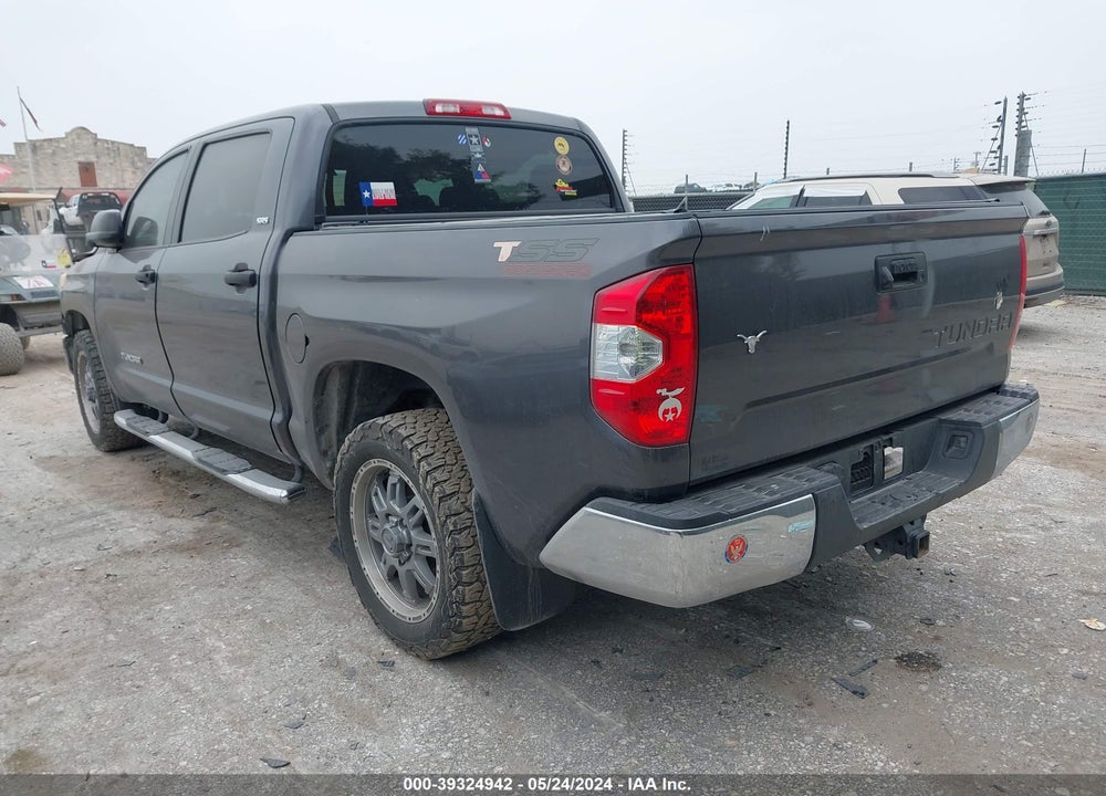 2017 TOYOTA TUNDRA SR5 4.6L V8 VIN: 5TFEM5F11HX114194
