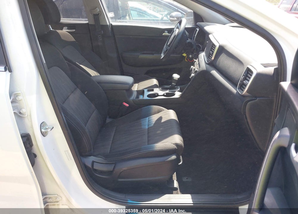 2021 KIA SPORTAGE LX VIN: KNDPMCAC4M7896507
