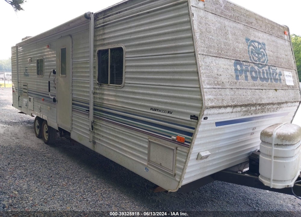 2002 FLEETWOOD PROWLER 30S VIN: 1EC1S302222800124