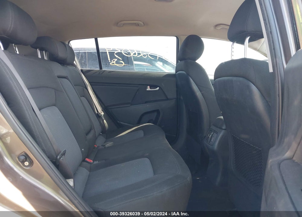 2015 KIA SPORTAGE LX VIN: KNDPB3AC8F7747719