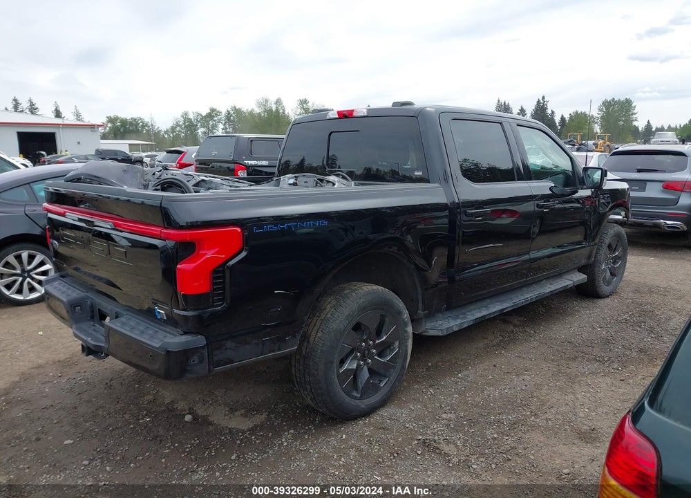 2022 FORD F-150 LIGHTNING LARIAT VIN: 1FT6W1EV8NWG02152