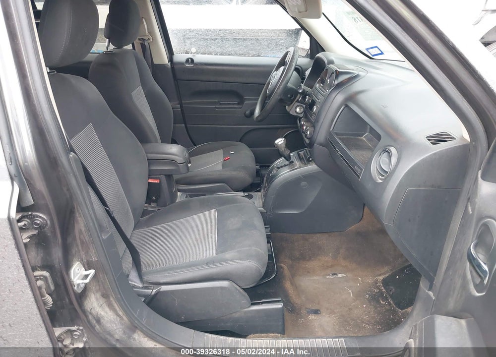 2016 JEEP PATRIOT SPORT VIN: 1C4NJPBA6GD643425