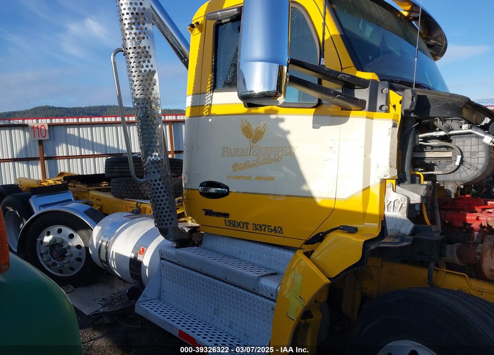 2022 KENWORTH T880 VIN: 1XKZP40X6NJ123220
