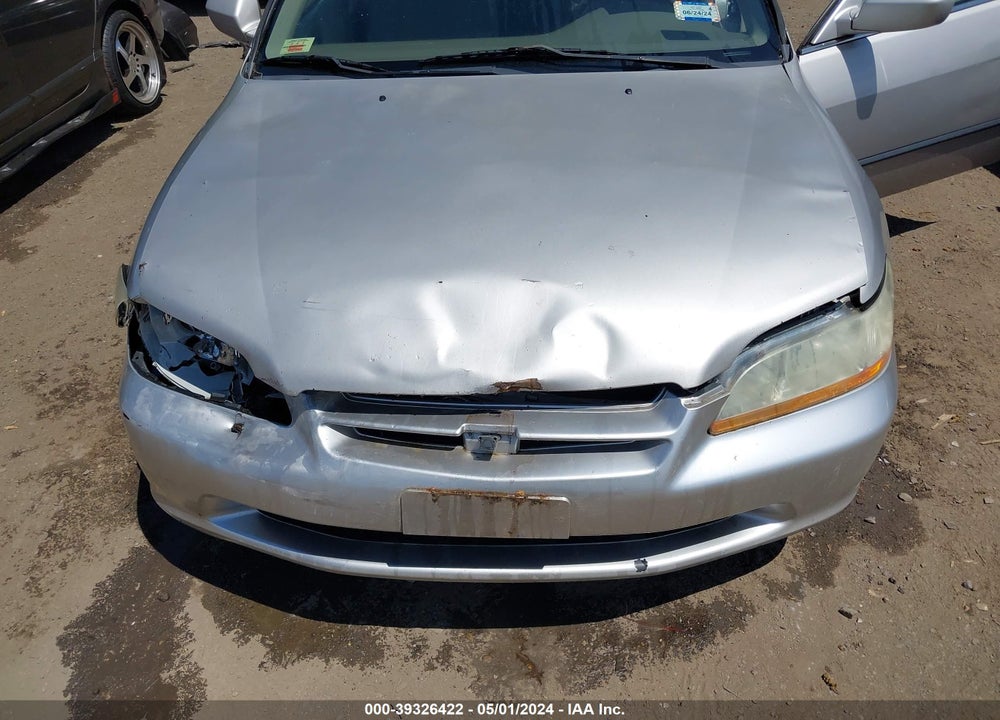 1999 HONDA ACCORD LX VIN: 1HGCG5543XA140468