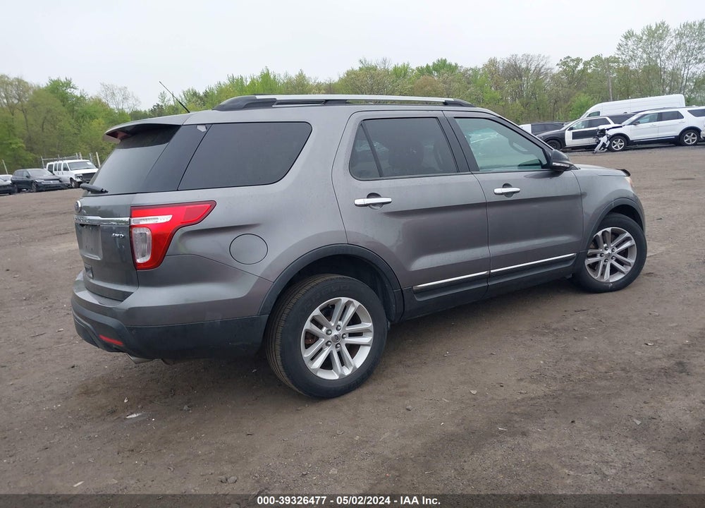 2011 FORD EXPLORER XLT VIN: 1FMHK8D82BGA08814
