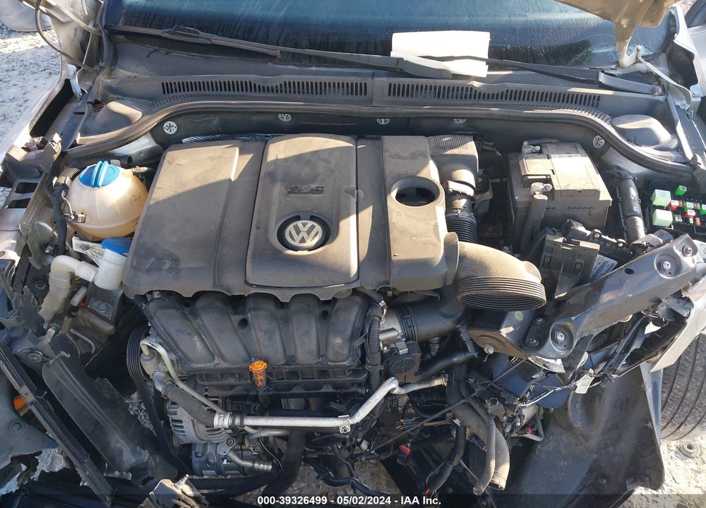 2013 VOLKSWAGEN JETTA 2.5L SE VIN: 3VWDP7AJ7DM242541