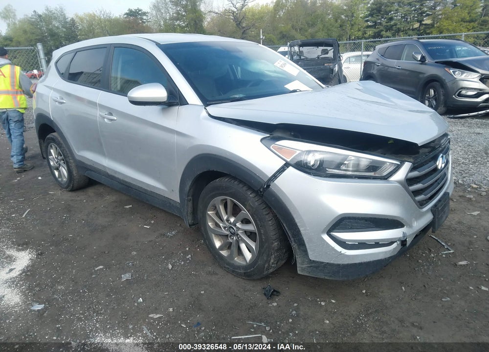 2018 HYUNDAI TUCSON SE VIN: KM8J2CA44JU767535
