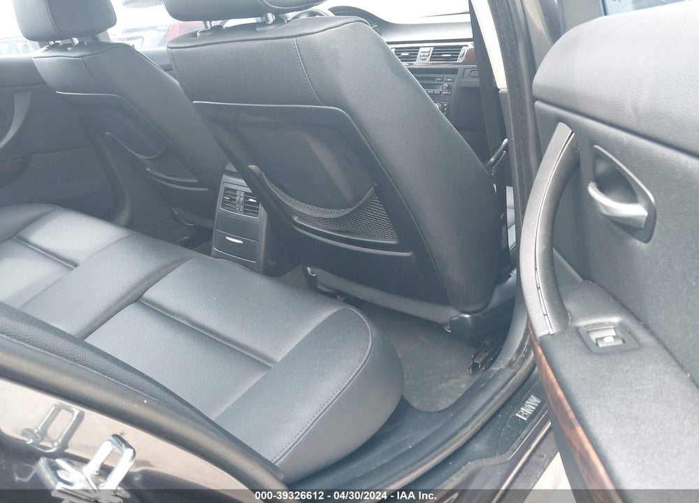 2008 BMW 328I VIN: WBAVC57588NK77843