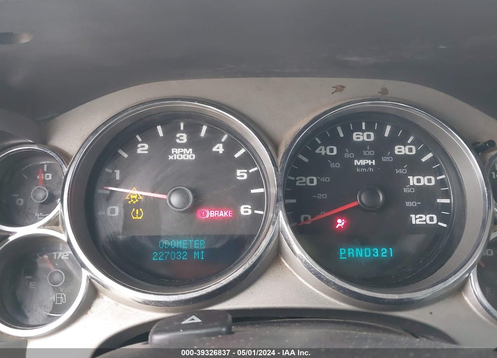 2007 CHEVROLET SILVERADO 1500 LT1 VIN: 3GCEC13C27G518657